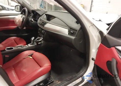 2014 BMW X1 xDrive28I from USA, damaged, VIN WBAVL1C59EVR94441